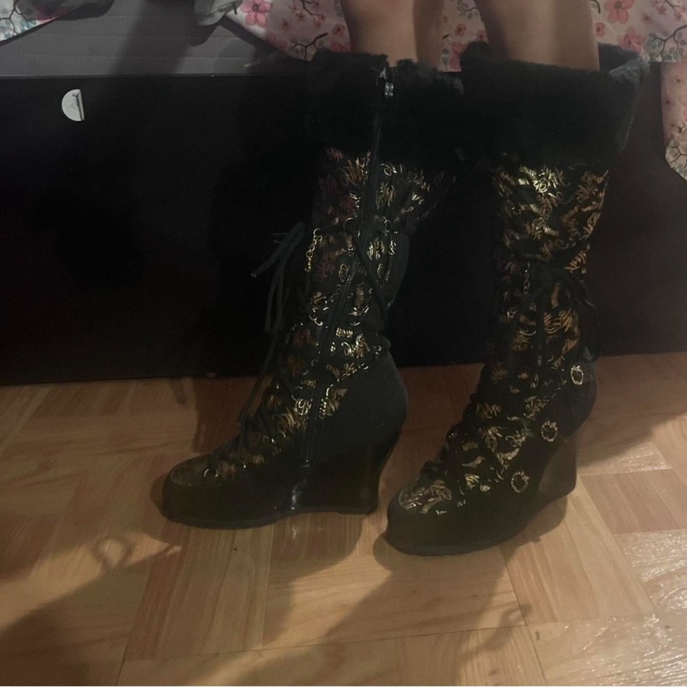 apple bottom boots with fur snow boots / winter boots